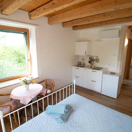 公寓 Ai Tre Sentieri *