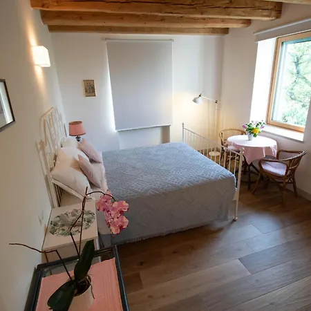 Ai Tre Sentieri 公寓 *